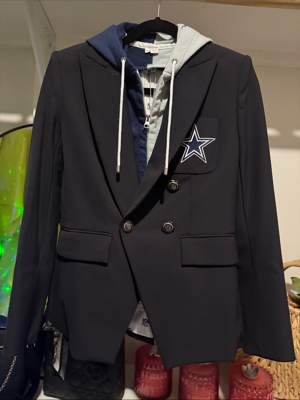 Veronica Beard Navy Double-Breasted Blazer with Hood Dallas Cowboys NFL - Picture 2 of 13